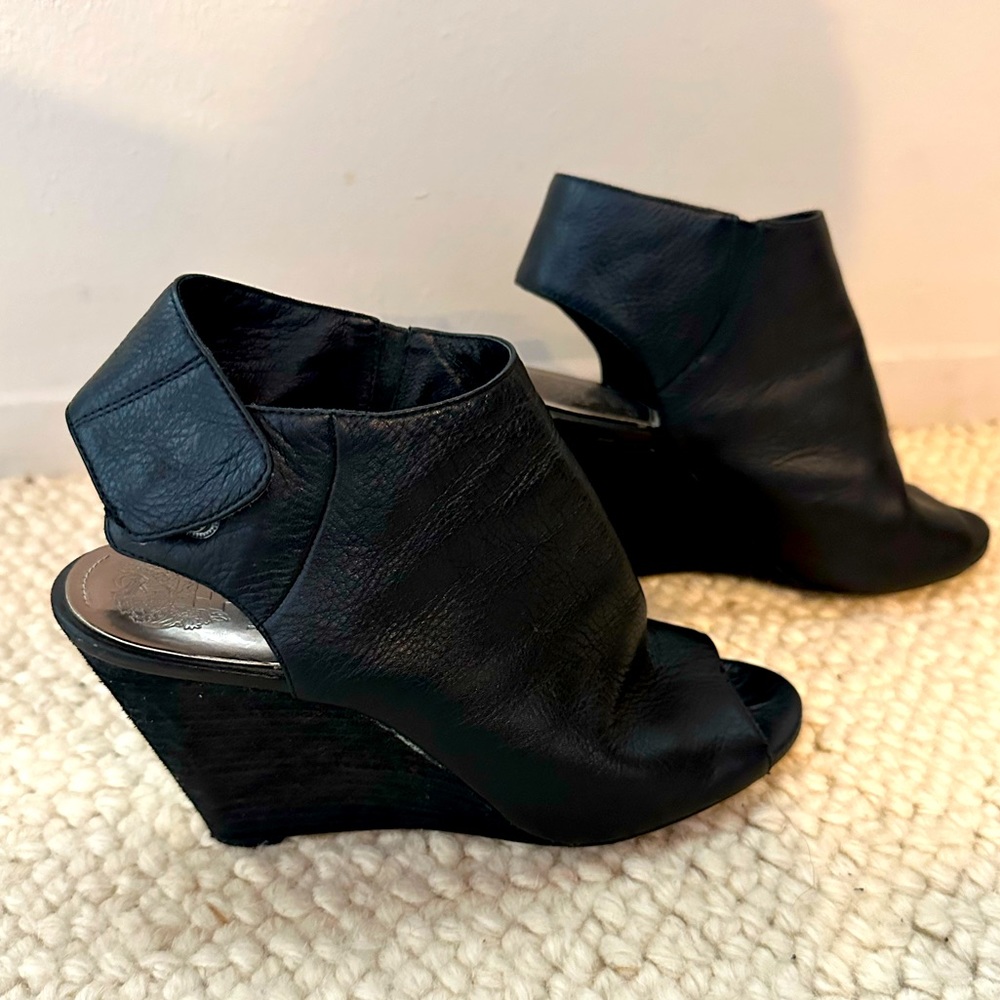 Vince Camino Wedge Heels 7.5